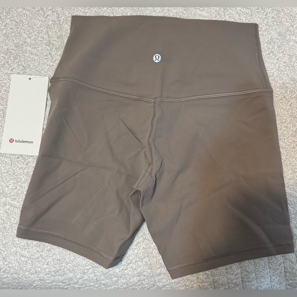 NWT lululemon Align™ High-Rise Short 6”- Women’s 8